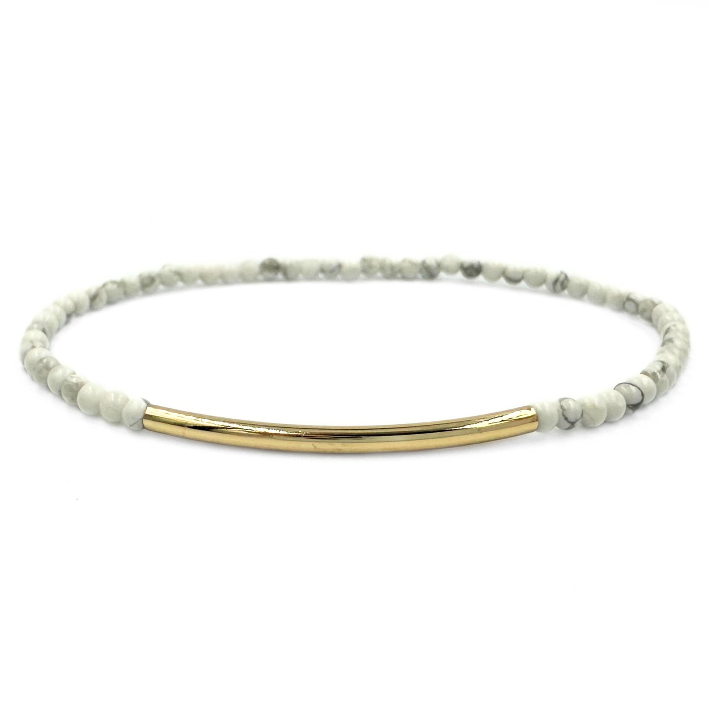 Elegant howlite bracelet - gold