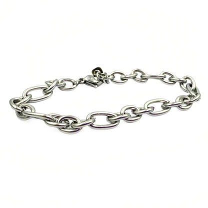 Stainless steel chain bracelet