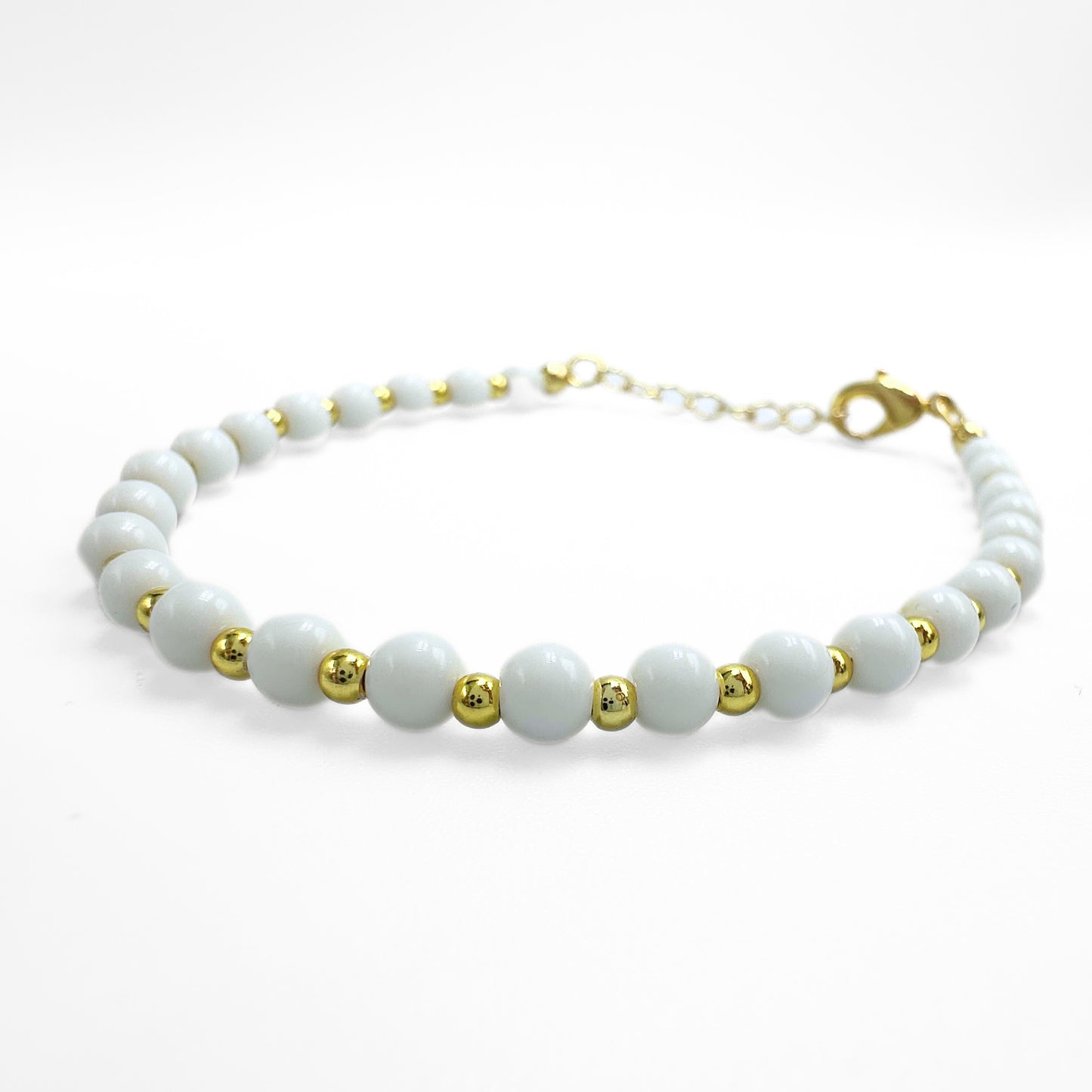 White agate bracelet 4mm